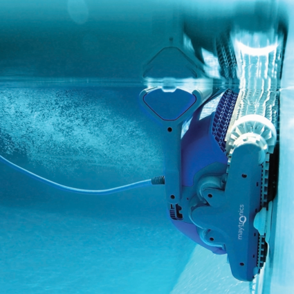 Dolphin M400 (for pools up to 15m)